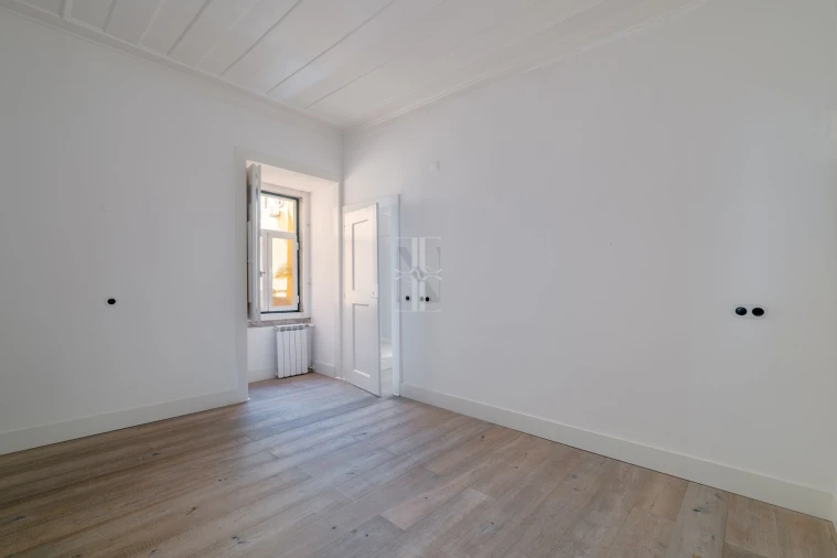 Apartamento T2 para Venda em Santa Maria Maior Foto 13