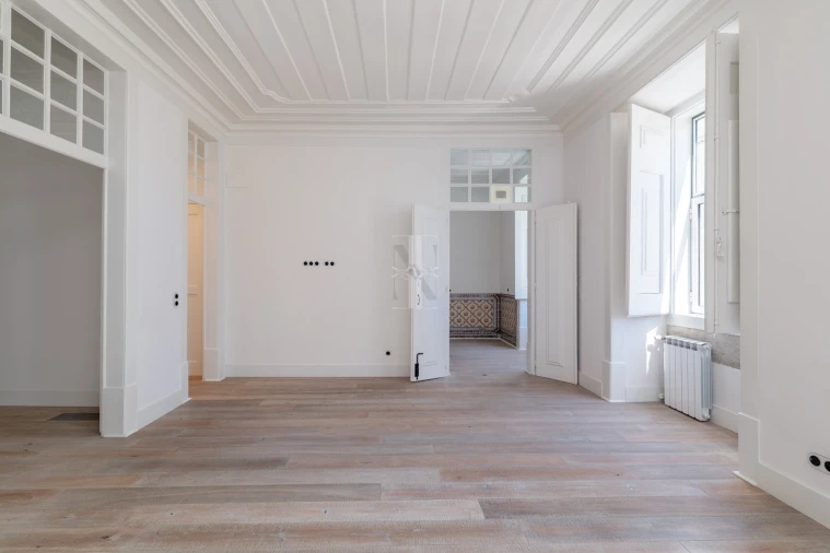 Apartamento T2 para Venda em Santa Maria Maior Foto 2