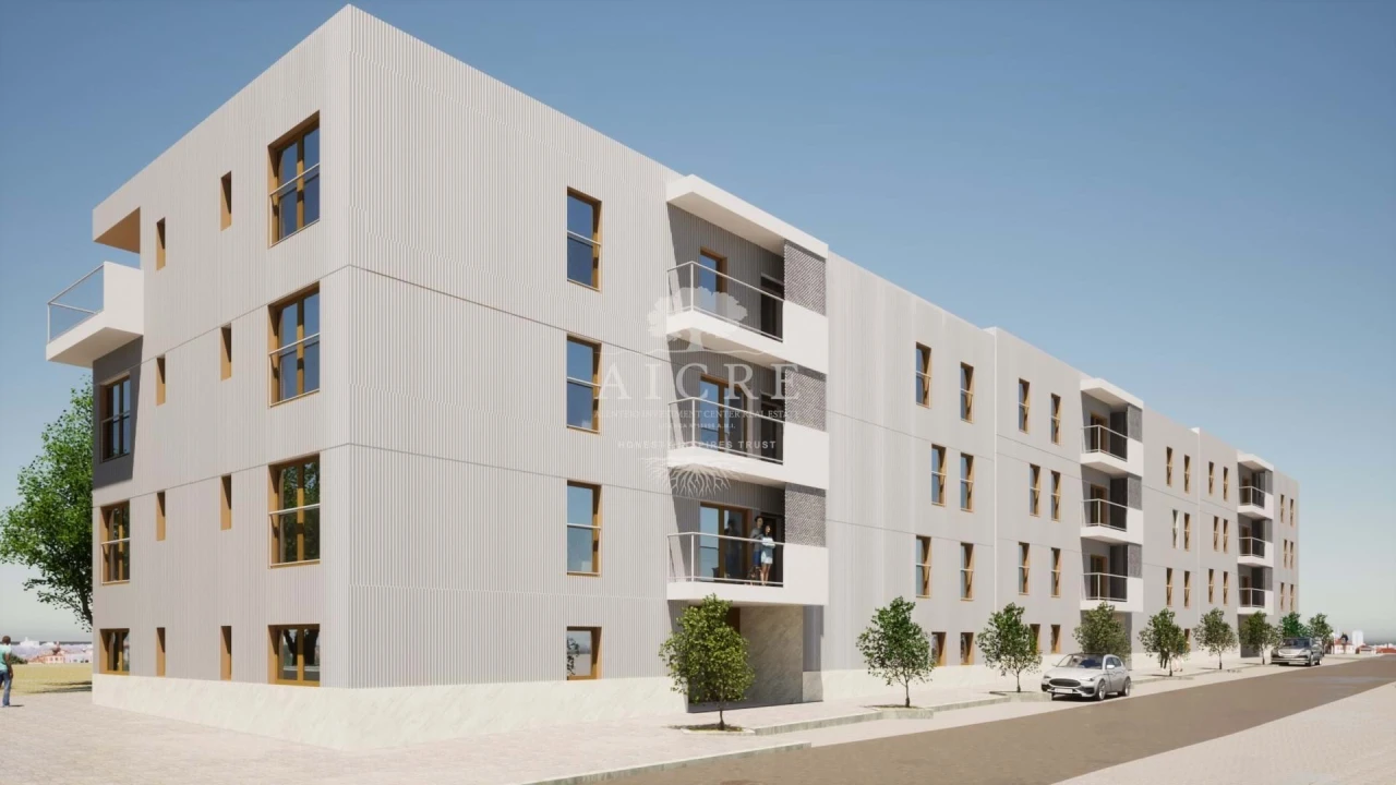 Apartamento T4 para Venda em Sines Foto 2