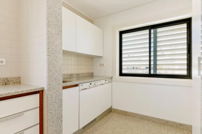 Apartamento T4 para Venda em Parque das Nações