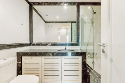 Apartamento T4 para Venda em Parque das Nações
