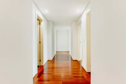 Apartamento T4 para Venda em Parque das Nações