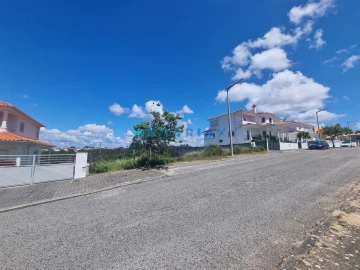 Terreno para Venda em Leiria, Pousos, Barreira e Cortes