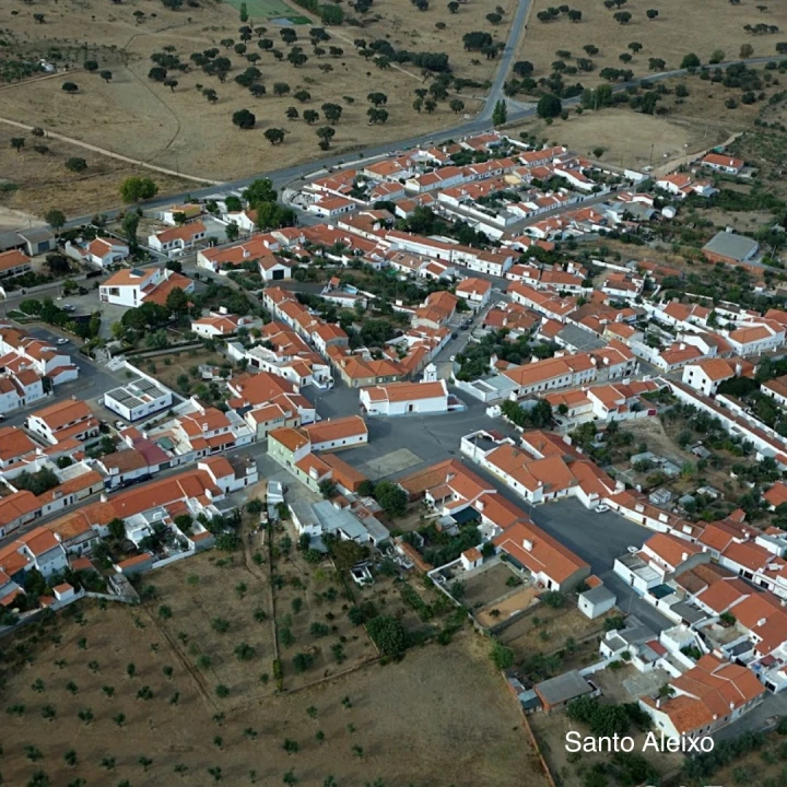 Moradia T1 para Venda em Safara e Santo Aleixo da Restauração Foto 17