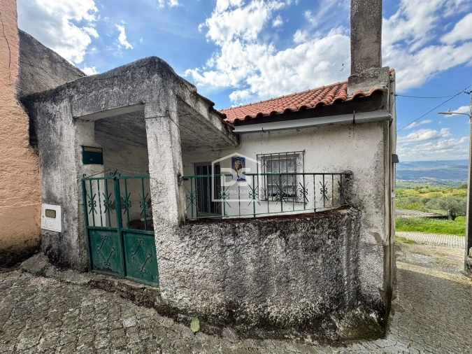 Moradia T1 para Venda em Cortiçô da Serra, Vide Entre Vinhas e Salgueirais