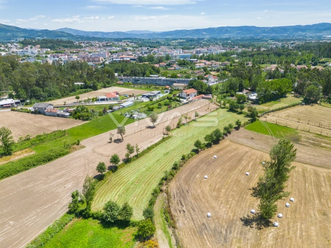 Terreno para Venda em Vila Verde e Barbudo Foto 16