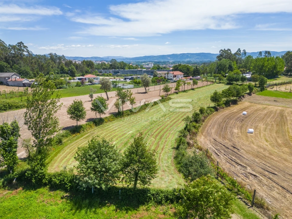 Terreno para Venda em Vila Verde e Barbudo Foto 17