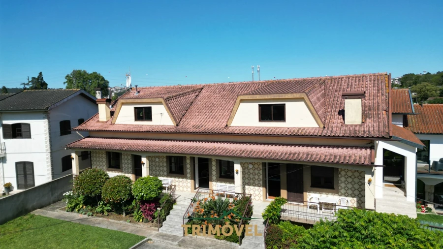 Moradia T5 para Venda em Vila de Cucujães Foto 34