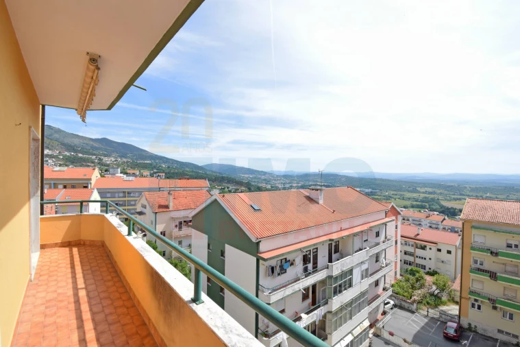 Apartamento T3 para Arrendamento em Covilhã e Canhoso Foto 1