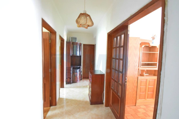 Apartamento T3 para Arrendamento em Covilhã e Canhoso Foto 18