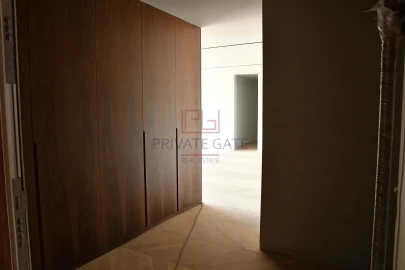 Apartamento T3 para Venda em Aldoar, Foz do Douro e Nevogilde