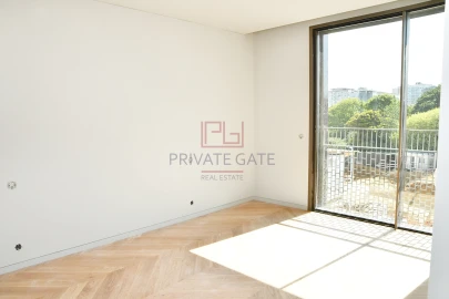 Apartamento T3 para Venda em Aldoar, Foz do Douro e Nevogilde