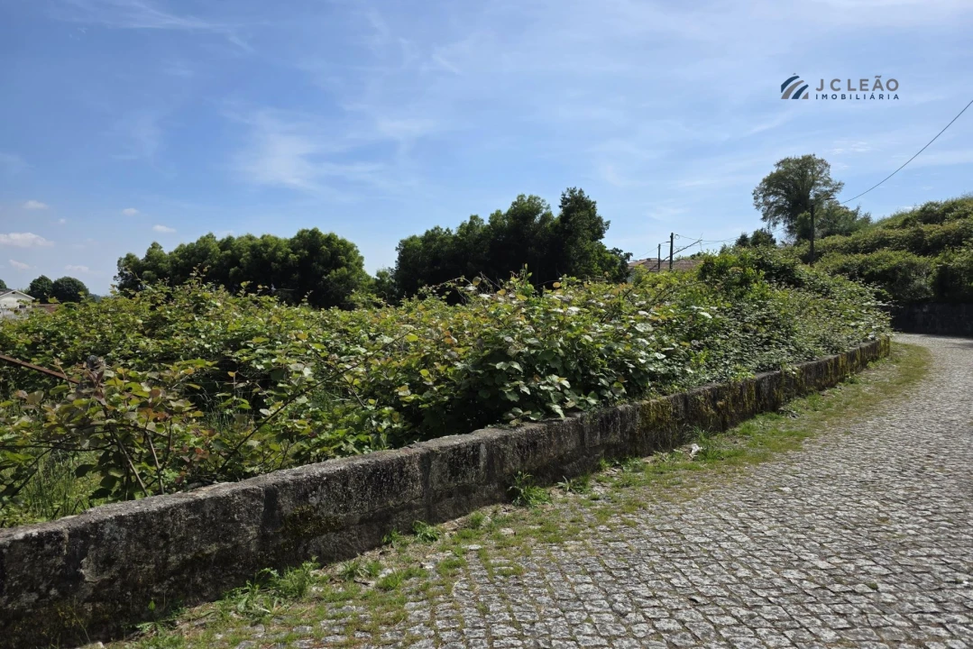 Terreno para Venda em Baltar Foto 17