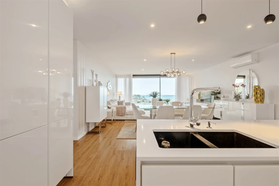 Apartamento T3 para Venda em Camara de Lobos Foto 11