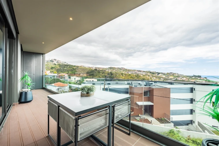 Apartamento T3 para Venda em Camara de Lobos Foto 14