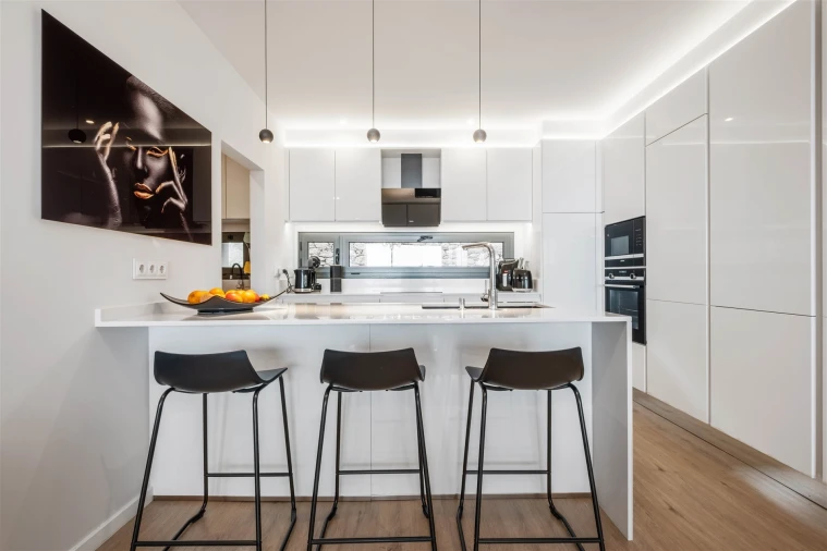 Apartamento T3 para Venda em Camara de Lobos Foto 10