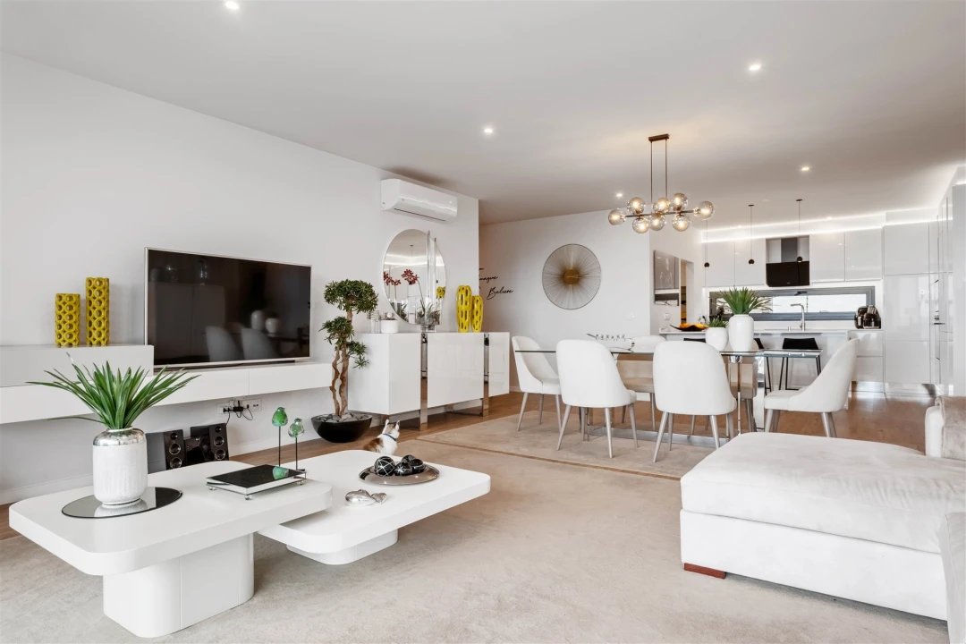 Apartamento T3 para Venda em Camara de Lobos Foto 8