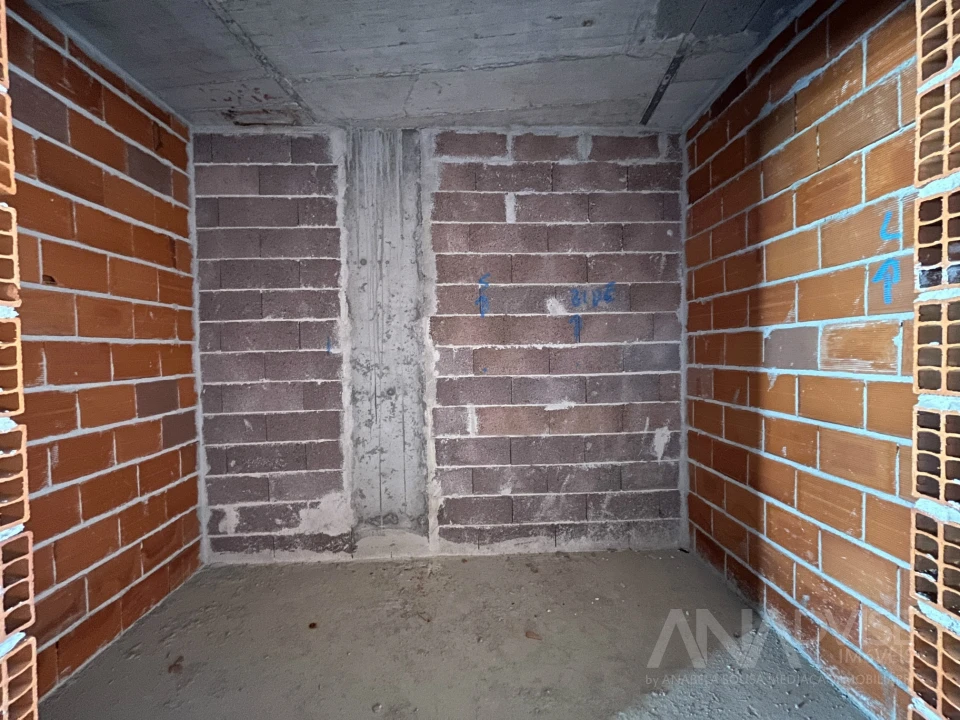 Apartamento T3 para Venda em Repeses e São Salvador Foto 11