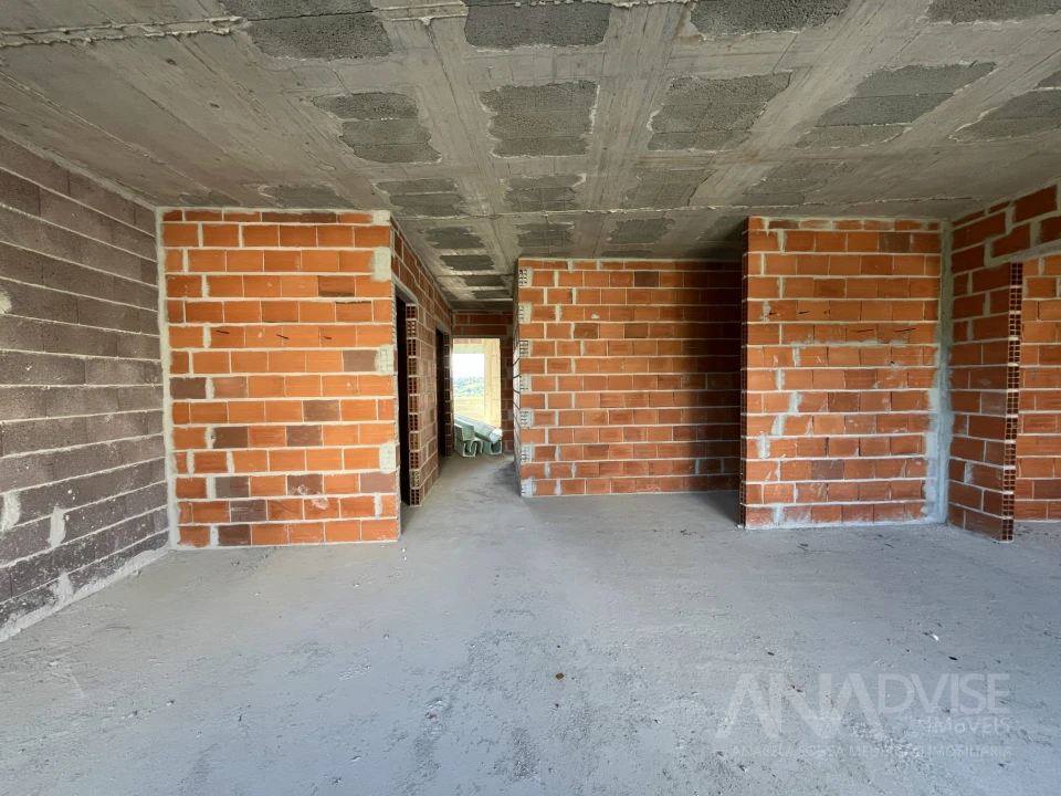 Apartamento T3 para Venda em Repeses e São Salvador Foto 1