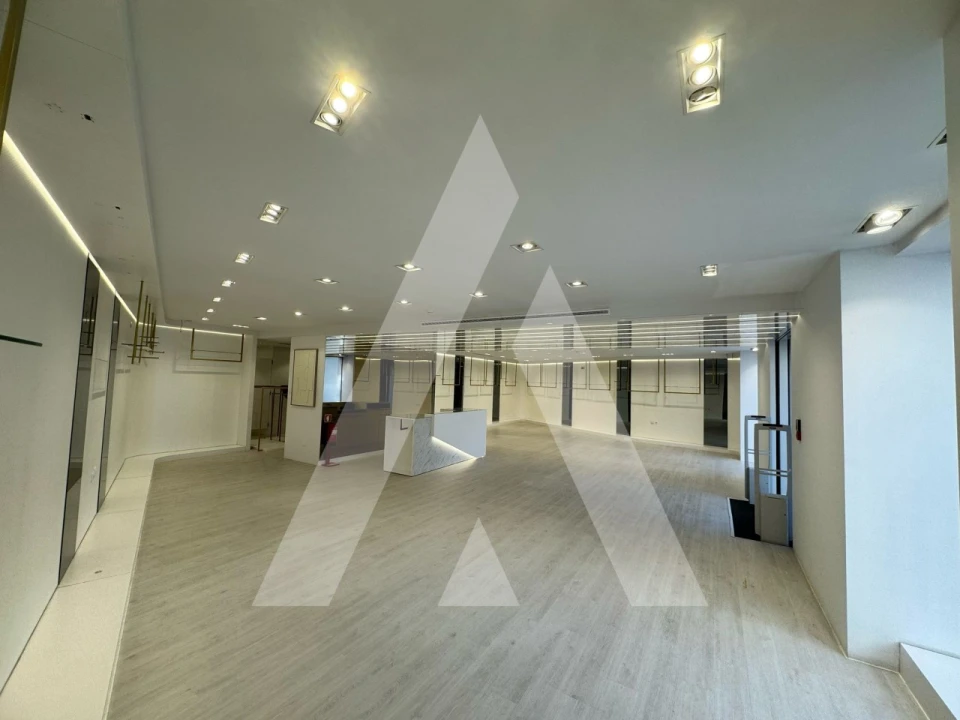 Loja para Arrendamento em Glória e Vera Cruz Foto 2