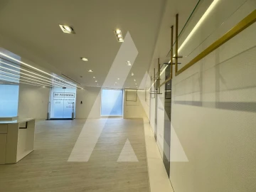 Loja para Arrendamento em Glória e Vera Cruz