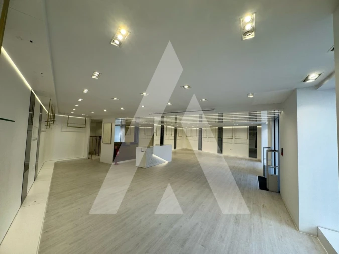 Loja para Arrendamento em Glória e Vera Cruz Foto 2