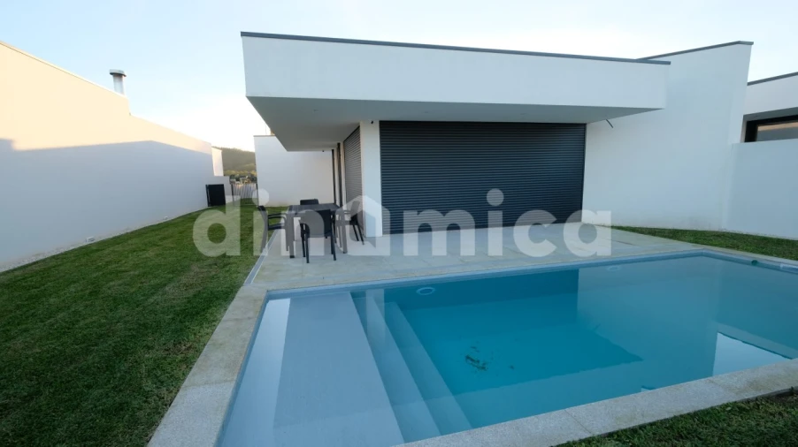 Moradia T3 para Venda em Sande Vila Nova e Sande São Clemente Foto 8