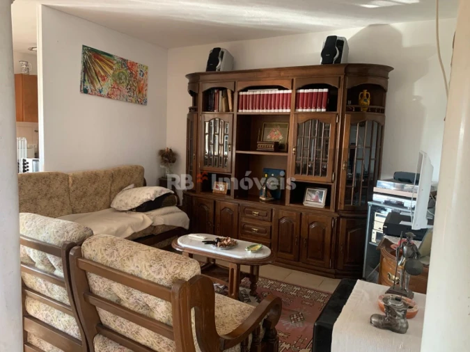 Moradia T1 para Venda em Riachos Foto 3