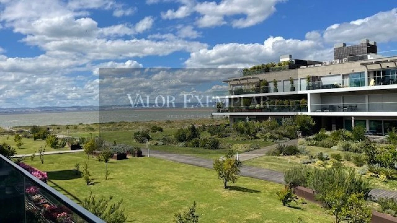 Apartamento T2 para Venda em Alcochete Foto 3