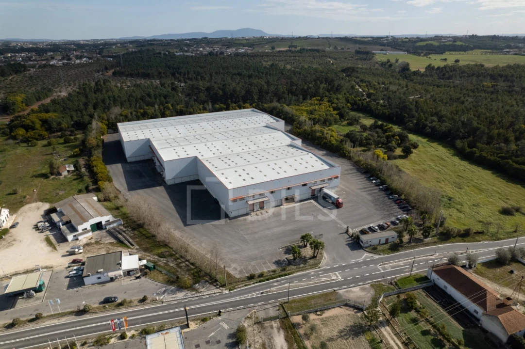 Armazém para Arrendamento em Vale da Pedra Foto 20