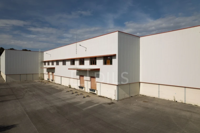 Armazém para Arrendamento em Pontevel Foto 10