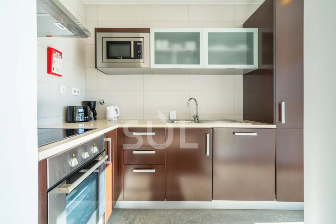 Apartamento T1 para Venda em Mexilhoeira Grande Foto 3