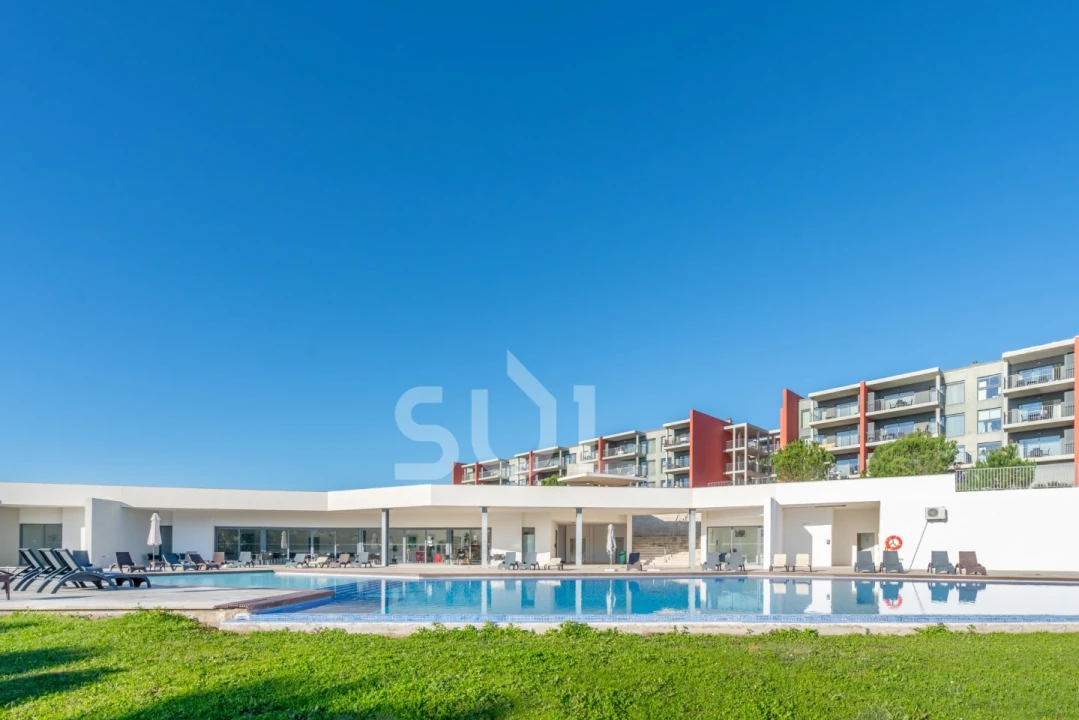 Apartamento T1 para Venda em Mexilhoeira Grande Foto 31