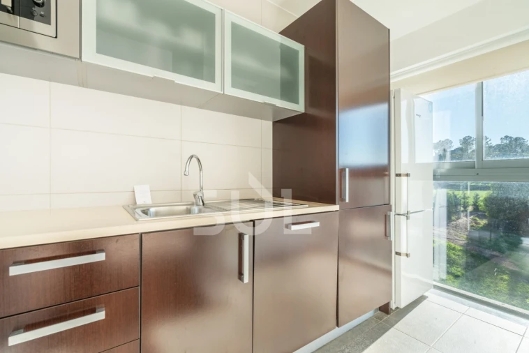 Apartamento T1 para Venda em Mexilhoeira Grande Foto 7