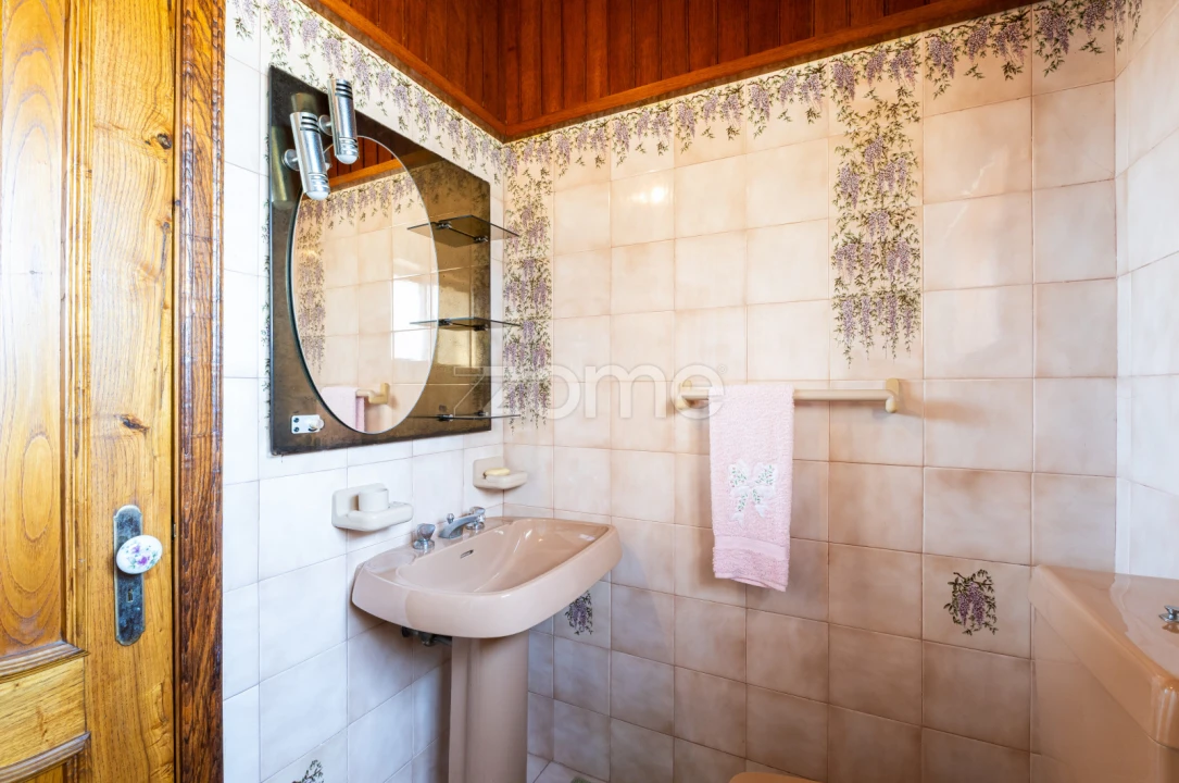 Moradia T6 para Venda em Cristelos, Boim e Ordem Foto 34