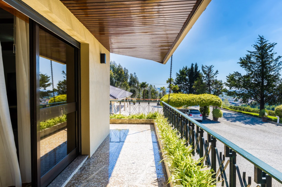 Moradia T6 para Venda em Cristelos, Boim e Ordem Foto 26