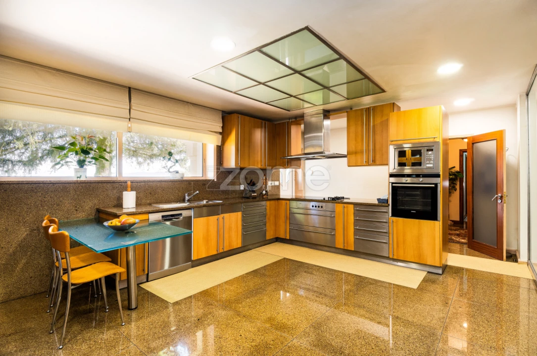 Moradia T6 para Venda em Cristelos, Boim e Ordem Foto 10