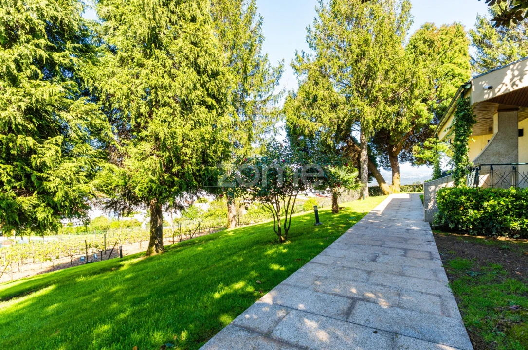 Moradia T6 para Venda em Cristelos, Boim e Ordem Foto 49