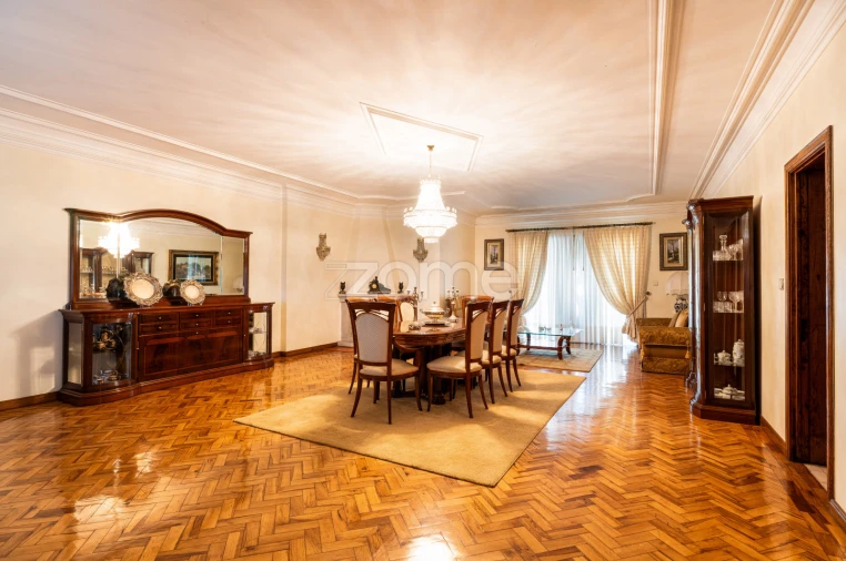 Moradia T6 para Venda em Cristelos, Boim e Ordem Foto 17