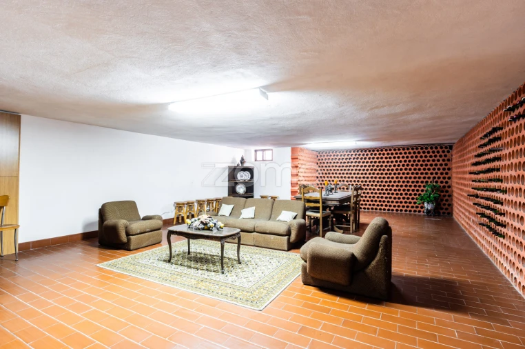 Moradia T6 para Venda em Cristelos, Boim e Ordem Foto 20