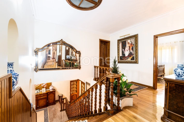 Moradia T6 para Venda em Cristelos, Boim e Ordem Foto 21