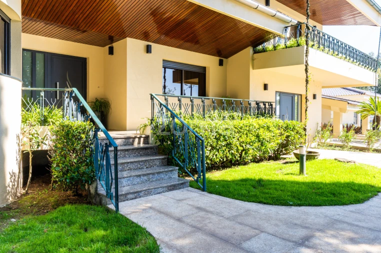 Moradia T6 para Venda em Cristelos, Boim e Ordem Foto 4