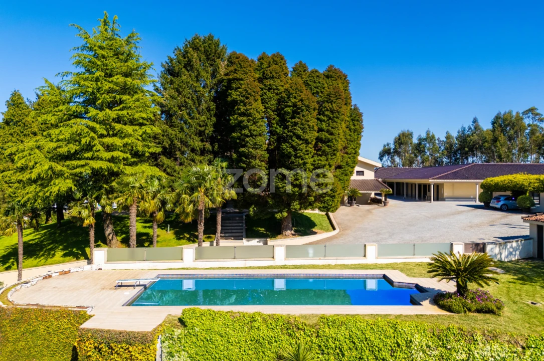 Moradia T6 para Venda em Cristelos, Boim e Ordem Foto 52