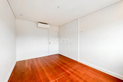 Apartamento T4 para Arrendamento em Matosinhos e Leça da Palmeira