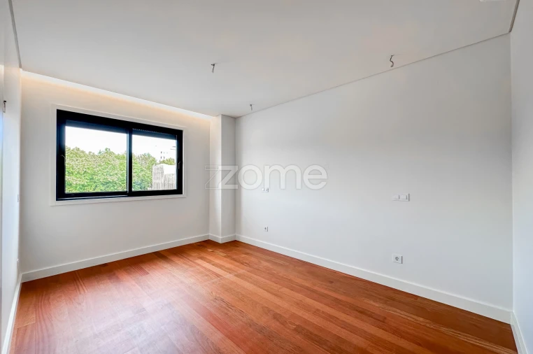 Apartamento T4 para Arrendamento em Matosinhos e Leça da Palmeira Foto 29