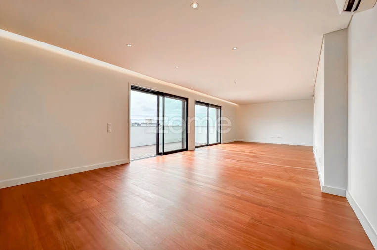 Apartamento T4 para Arrendamento em Matosinhos e Leça da Palmeira Foto 33