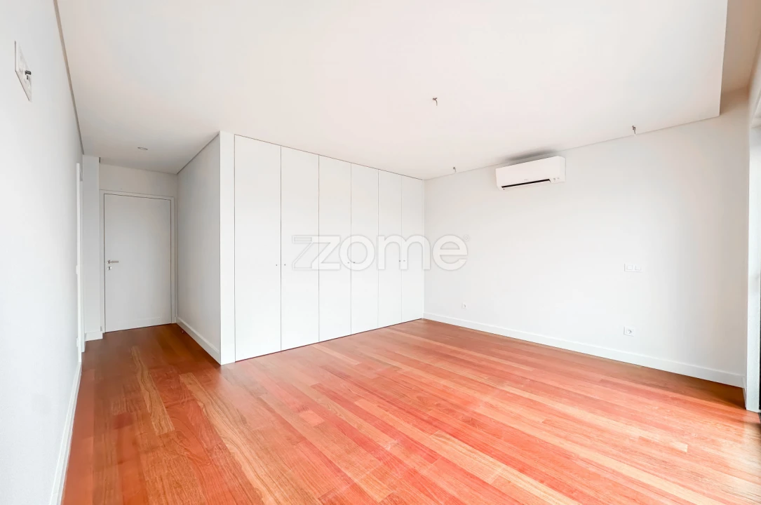 Apartamento T4 para Arrendamento em Matosinhos e Leça da Palmeira Foto 21