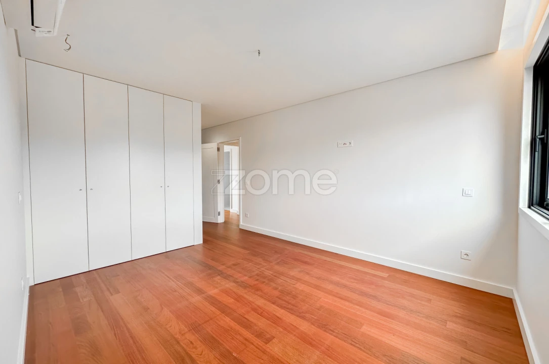 Apartamento T4 para Arrendamento em Matosinhos e Leça da Palmeira Foto 22