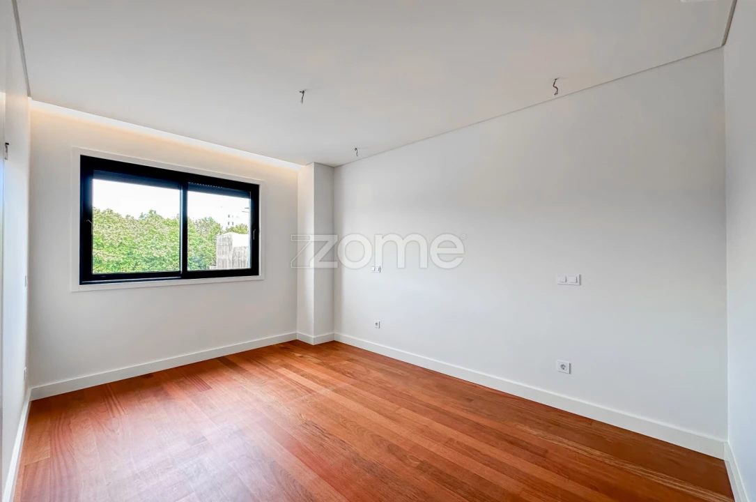 Apartamento T4 para Arrendamento em Matosinhos e Leça da Palmeira Foto 29