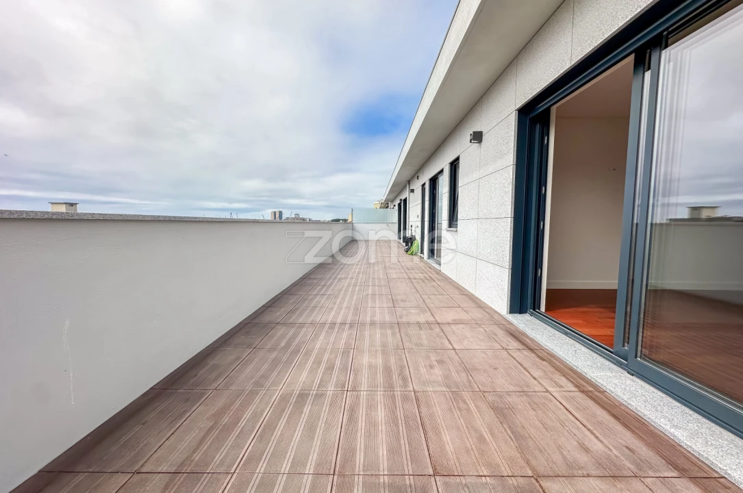 Apartamento T4 para Arrendamento em Matosinhos e Leça da Palmeira Foto 34